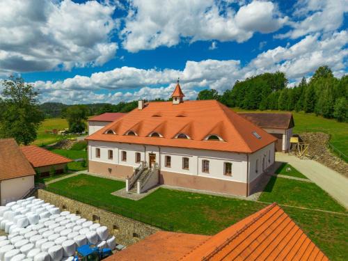 Pelhrimov House | Penzion Benátky