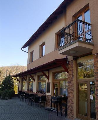 Radvan House | Penzion Majak