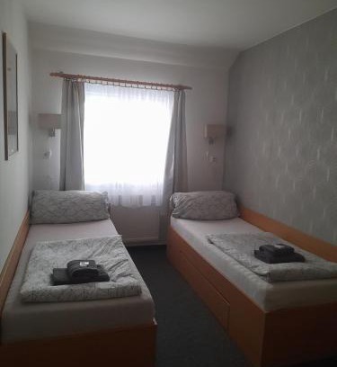 Knezeves House | Penzion V Maštali
