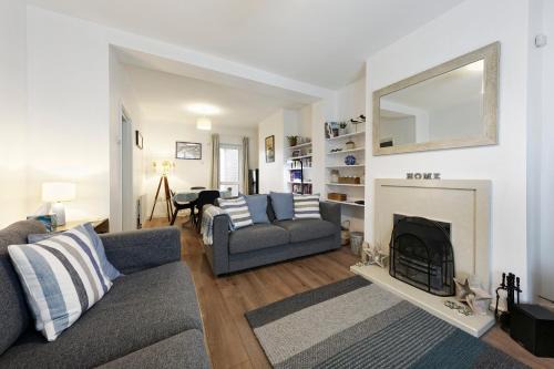 Whitstable House | Pepperpot Cottage