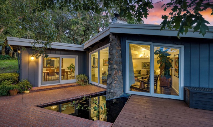 Santa Rosa House | Pepperwood Escape by AvantStay | Outdoor Living & Views!