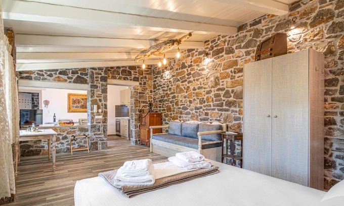 Anogia Apartment | Perachori Boutique Studios