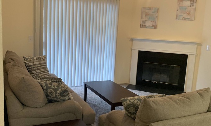 Huntcliff Apartment | Perfect 2 Bedroom Apartment