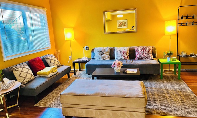 Aspen Hill Apartment | Perfect 3-bedroom 2-bath apartment with AC in Aspen Hill