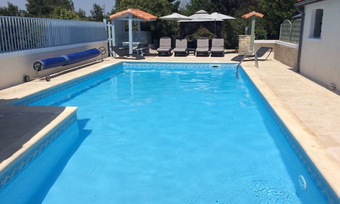 Saint-Fraigne House | Perfect getaway for a family holiday