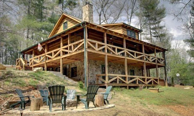 Dial Cabin | Perfect Getaway Lots 2 Do! Upscale Real-Log Cabin & Great Rate! Families/Couples