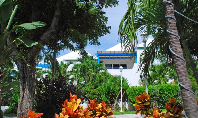 Paradise Island Villa | Perfect Island Retreat at Paradise Island Beach Club Villas