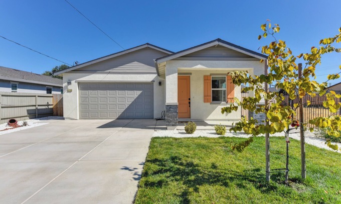 Sacramento House | Perfect long term rental home in a peaceful neighborhood