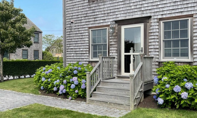 Nantucket House | Perfect Nantucket Getaway for Friends and Families