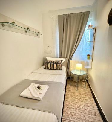 Resita Apartment | Perfect Place to Stay self check in-24h-NETFLIX-WIFI