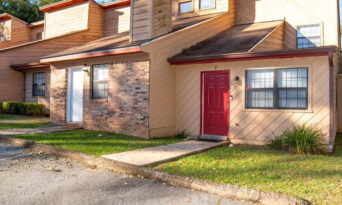 Tallahassee House | Perfect Safe Home Near FSU Stadium/Resturants