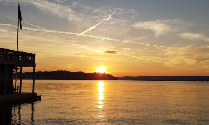 Guntersville House | Perfect Timing - Toy Box - on Lake Guntersville!