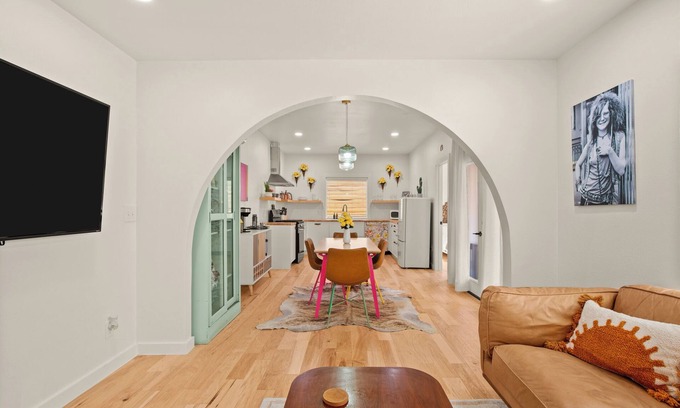 Holly House | Perfect Vibe for Bachelorette Parties, Birthdays, & Girls' Trips in DT Austin!