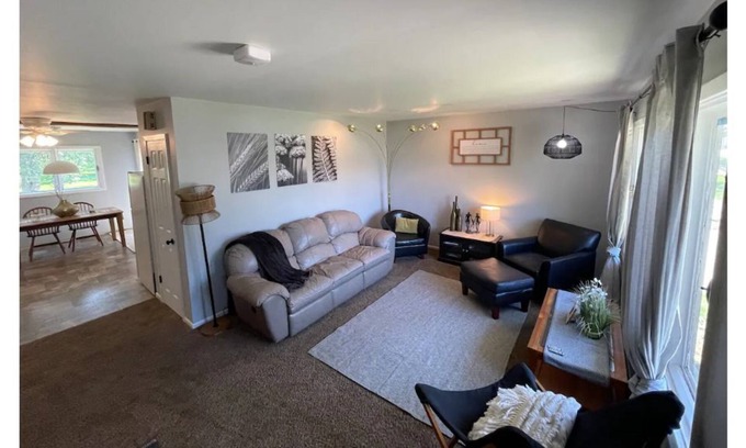 Gettysburg House | Perfectly located house! Hunting fishing etc!