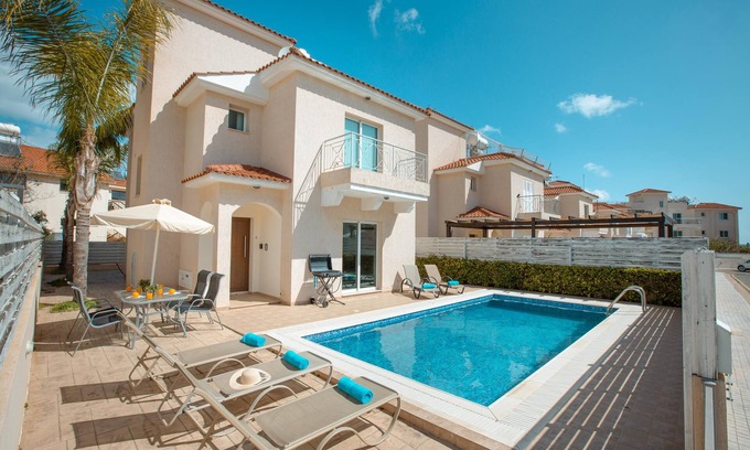 Pernera Villa | Pernera holiday villa - rentprivatevillas 173