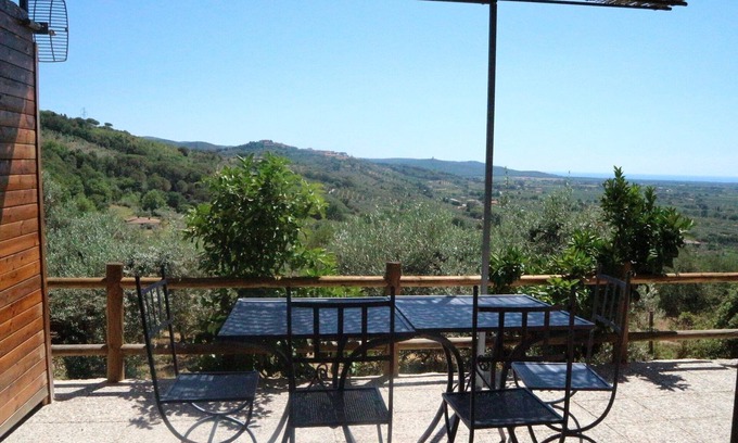 Castagneto Carducci House | Pet-Friendly Getaway