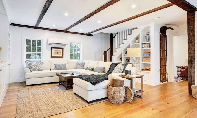 West Hartford House | Pet-Friendly, 4BR Heart of VT - Hillside Farmhouse