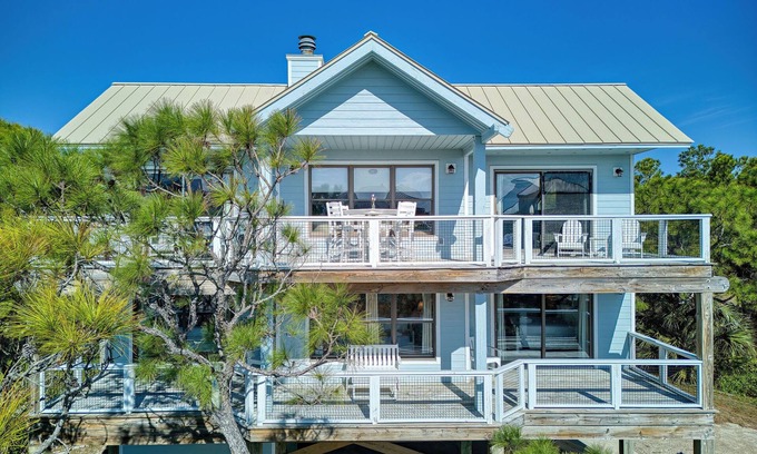 Plantation House | Pet Friendly, Across From Beach, Private Pool, Free Beach Gear!