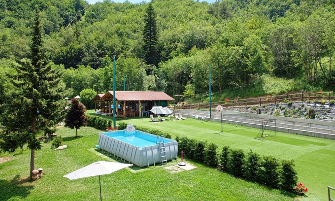 Borzonasca Apartment | Pet-Friendly Apartment with Mountain View & Shared Pool