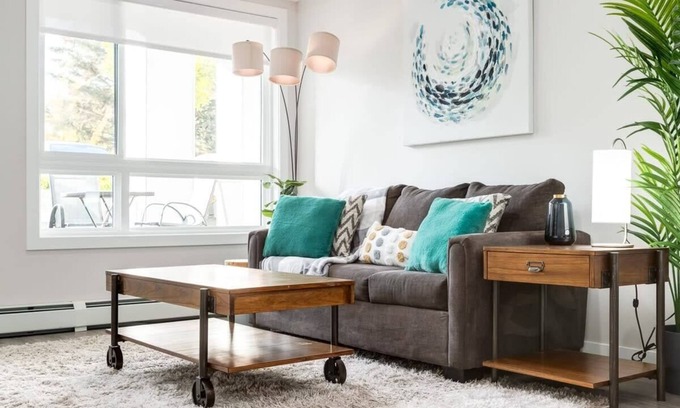 Shaganappi Apartment | Pet Friendly Apartment w/Free Underground Parking & Sofa Bed