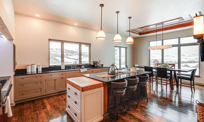 Fairfax Cabin | Pet-Friendly Fairfax Cabin Near Missouri River!
