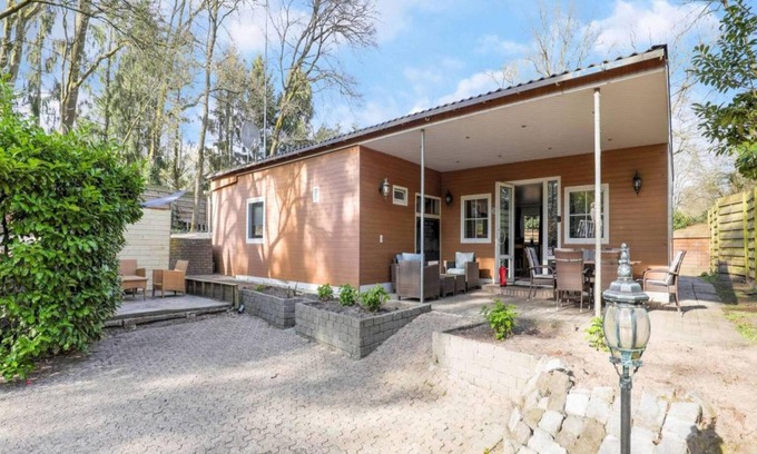 Langstraat House | Pet-friendly family home in a park