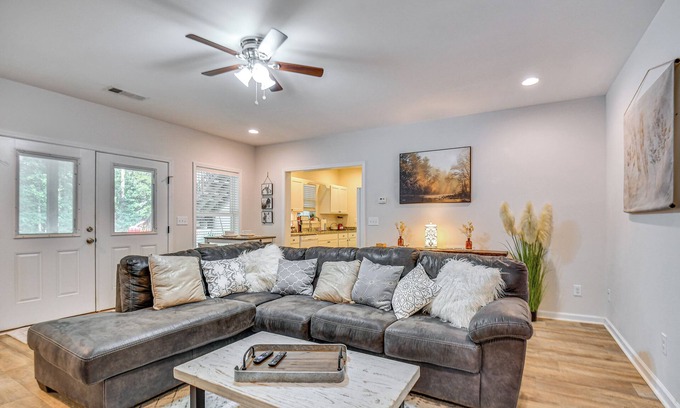 Arnoldsville Apartment | Pet-Friendly Georgia Apartment: 8 Mi to Athens!