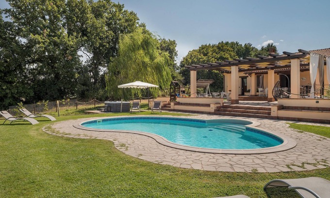Capodimonte House | Pet friendly home in Capodimonte (VT)