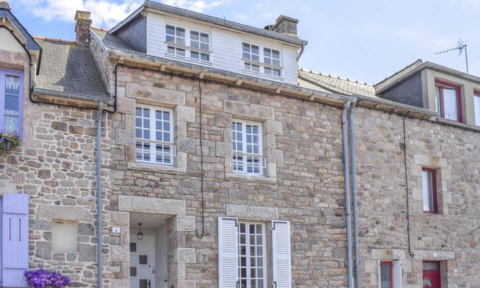 Erquy House | Pet friendly home in Erquy with WiFi