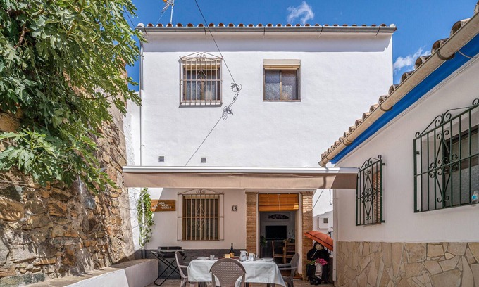 Jubrique House | Pet friendly home in Jubrique with WiFi