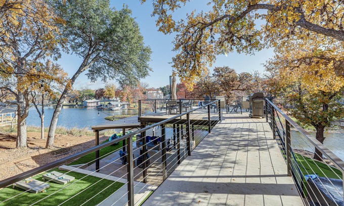 Granite Shoals House | Pet-Friendly Lake LBJ Retreat w/Deck & Hot Tub!
