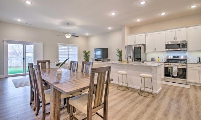 Ozark House | Pet-Friendly Ozark Home with Yard and Patio