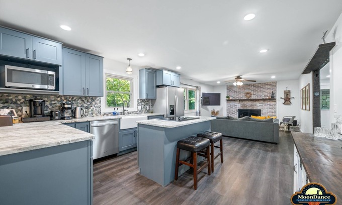 Heltonville Cottage | Pet Friendly, Short walk to Lake Monroe