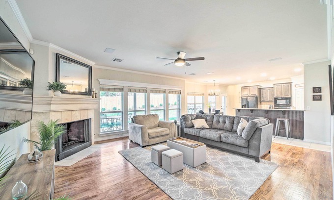 South Tulsa House | Pet-Friendly Tulsa Escape w/Private Hot Tub!