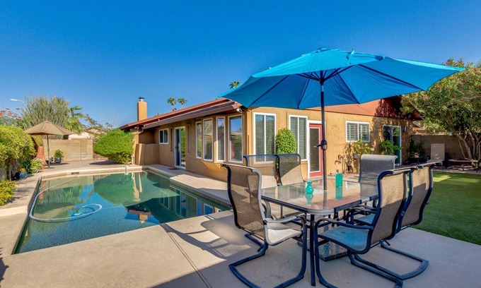 South Scottsdale House | Pet Friendly! Unique Home near Old Town Scottsdale with Pool!