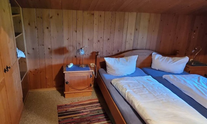 Lam Apartment | Pet-friendly vacation apartment in the Waldlerhaus offers rustic coziness
