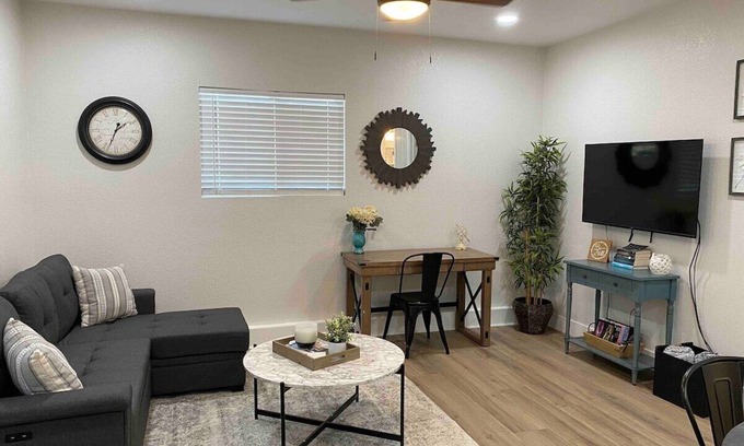 Loomis House | Pet Friendly, W&D, Single Story, Country