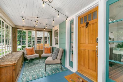 University Park House | Peterson Retreat - Hot Tub, Bikes, Old Town