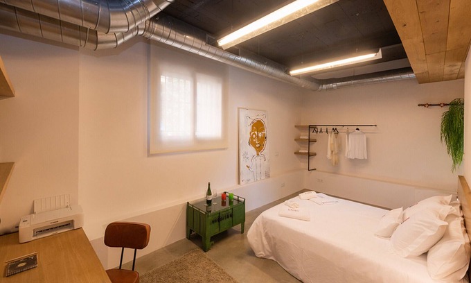 Terrassa Apartment | Petit Luxe Petit Luxe Loft