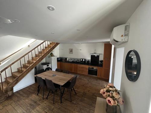 Beaulieu-sur-Dordogne House | Petite maison de village