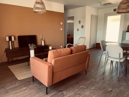 Aucamville House | Petite maison à la campagne