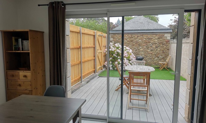 Saint-Ideuc House | Petite Maison Avec Jardin à 400m des Plages et des Commerces