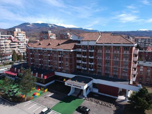 Petrosani House | Petrosani Camere de Inchiriat - Hotel Petroshani srl