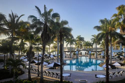 Hunt Club Resort | PGA National Resort