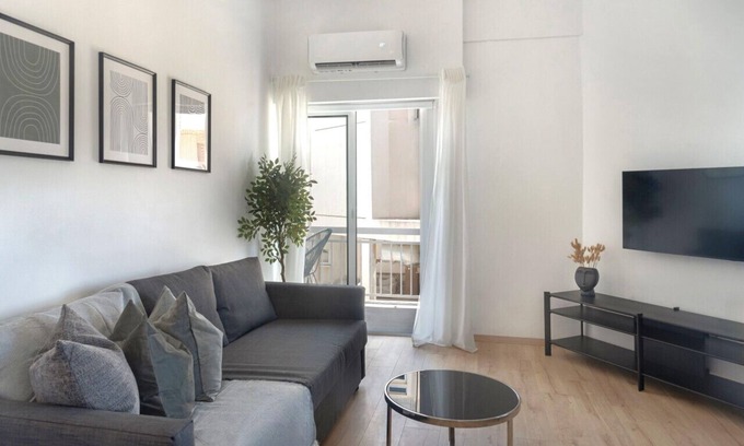 Larnaca Apartment | Phaedrus Living: City Breeze Residences Urbanity