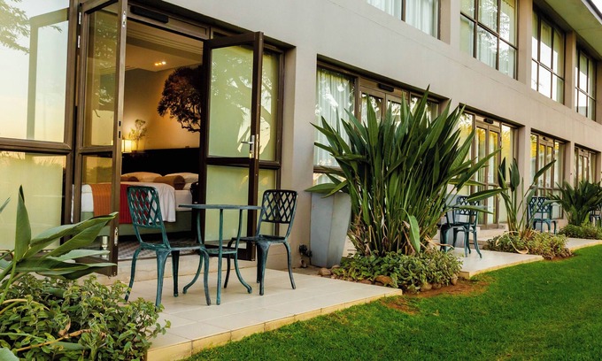 Gaborone Hotel | Phakalane Golf Estate Hotel & Convention