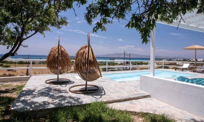 Naxos House | Phoenicia Naxos