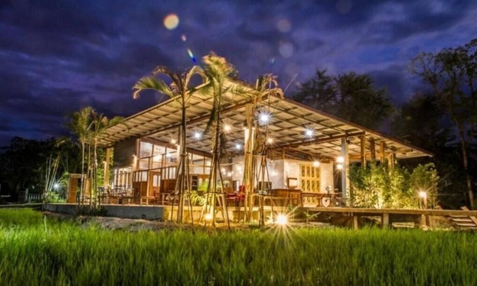 Hot House | Phu-Anna Eco House