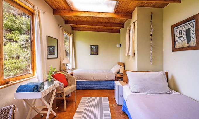 Collingwood Cabin | Pi Honi Cabin - Ao Marama Retreat - Stunning Bush setting and Ocean Views