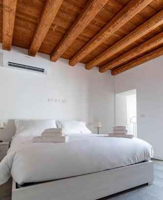 Menaggio Apartment | Piazza del Lago Suites - Menaggio